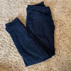 Black FOSSIL skinny jeans